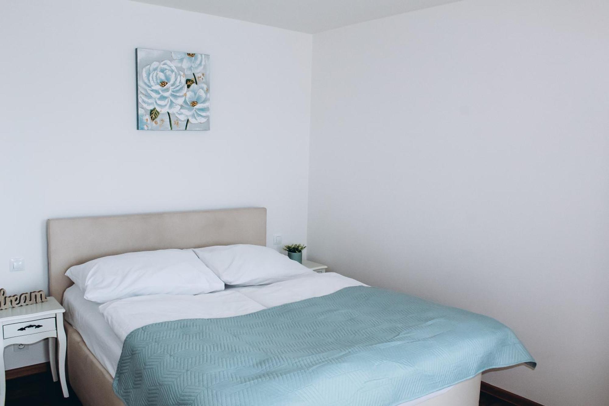 Apartamento Sokolska Praga Exterior foto