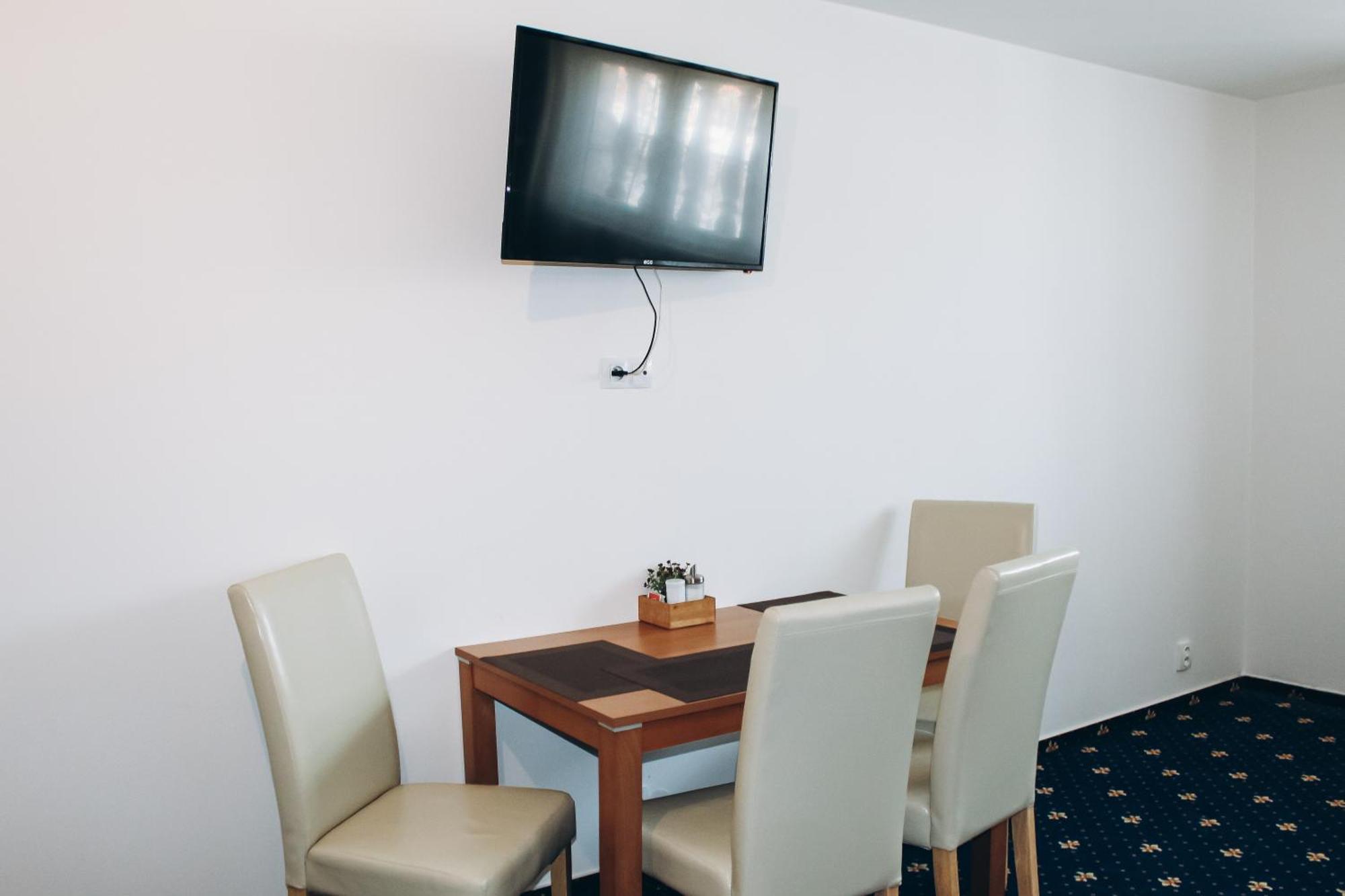 Apartamento Sokolska Praga Exterior foto